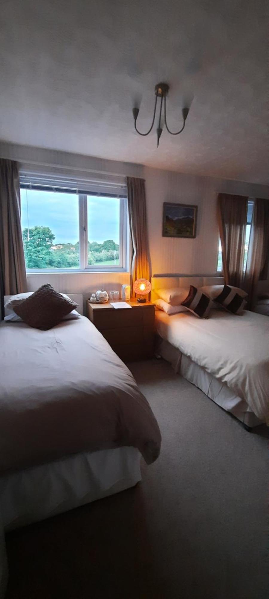 The White Heather Hotel Wigton 外观 照片